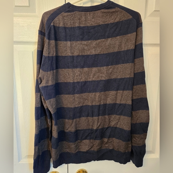 (L) Banana Republic Striped Sweater - Picture 2 of 5